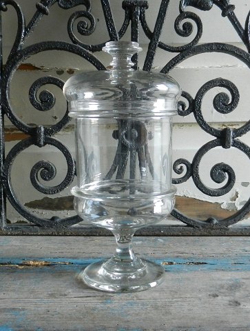 1800tals Bolcherglas på fod