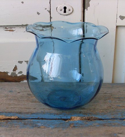 1800tals søblåt fiskeglas