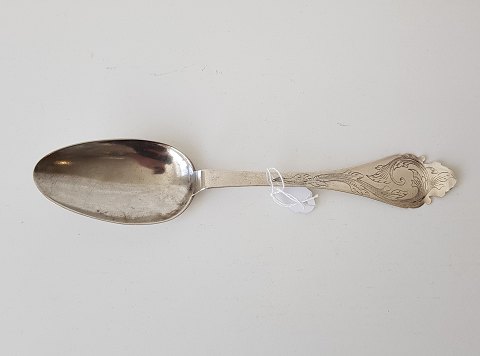 Barok spiseske i sølv 1700tallets 2. halvdel. Stempel HFS i hjerte, er lavet af Hinrich Friedrich Schrøder, Meldorf. Gift 1763 og 1794 i Glückstadt. Død 1802 i Meldorf