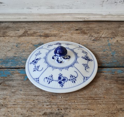Royal Copenhagen Musselmalet låg til bouillonkop No. 2199