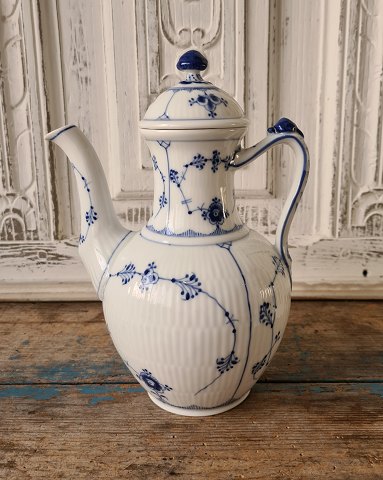 Royal Copenhagen Musselmalet riflet mokkakande - lille kaffekandeNo. 47