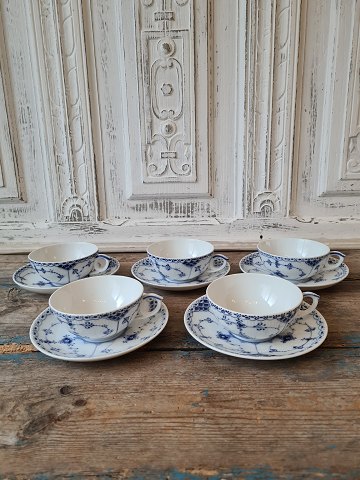 Royal Copenhagen Musselmalet halvblonde tekop No. 525