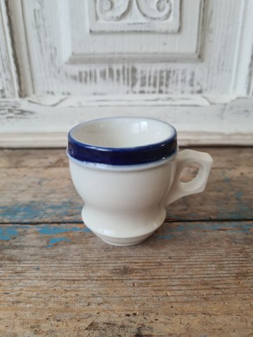 Fransk café brûlot kop i kraftigt jern porcelæn dekoreret med blå striber