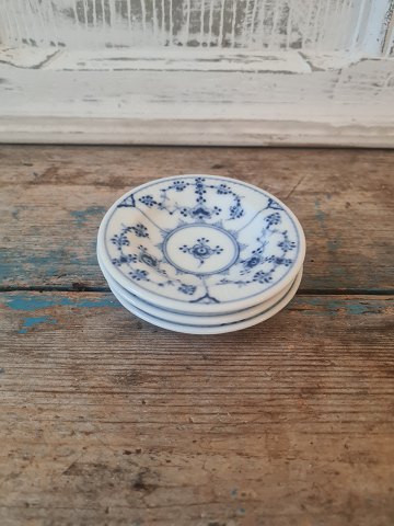 Royal Copenhagen Musselmalet riflet smør asiet med tyk kantNo. 343