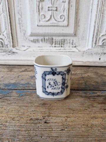 Royal Copenhagen Musselmalet 200 års jubilæumsbæger no. 5177
