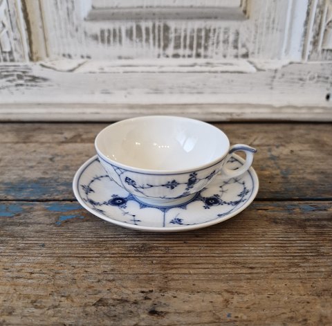 Royal Copenhagen Musselmalet riflet lille kaffekop No. 357 1894-1900