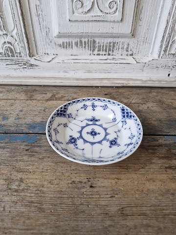 Royal Copenhagen Musselmalet halvblonde sjælden asiet - underkop no. 591