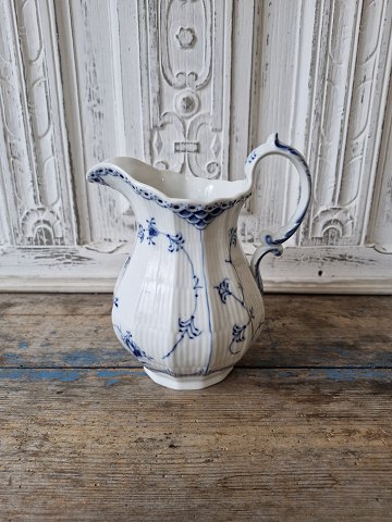 Royal Copenhagen Musselmalet halvblonde kande no. 646