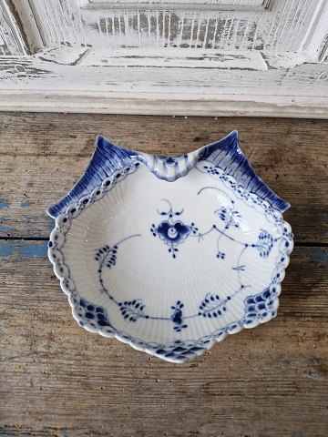 Royal Copenhagen Musselmalet halvblonde skål no. 557