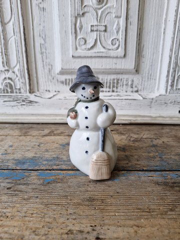 Royal Copenhagen figur - Snemand no. 158