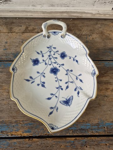 B&G Sommerfugl Kipling med guldkant bladformet asietNo. 199