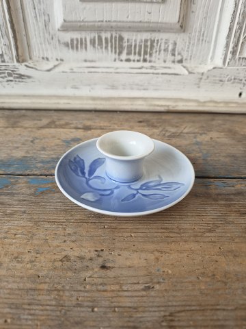 Porcelain and faience
