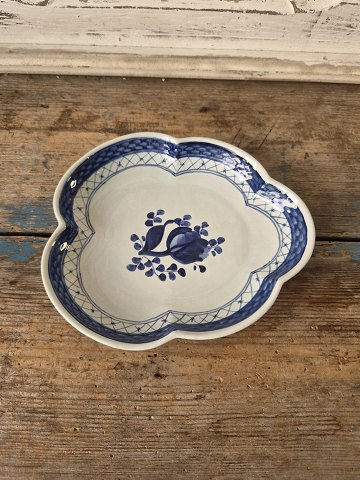 Aluminia - Royal Copenhagen Tranquebar asietNo. 11/925